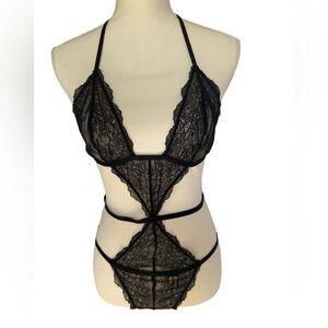 Victoria's Secret Black Lace Strappy Teddy NWT